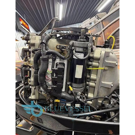 Mercury Racing 2.5 EFI Offshore Race Outboard Motor 280-HP