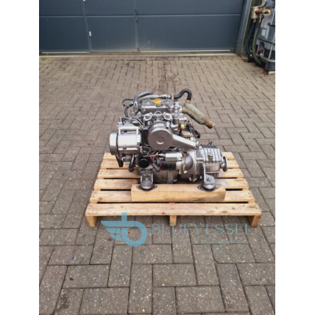Yanmar 2QM15 Inboard Diesel Engine 15-HP