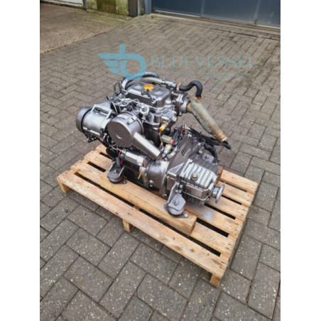 Yanmar 2QM15 Inboard Diesel Engine 15-HP