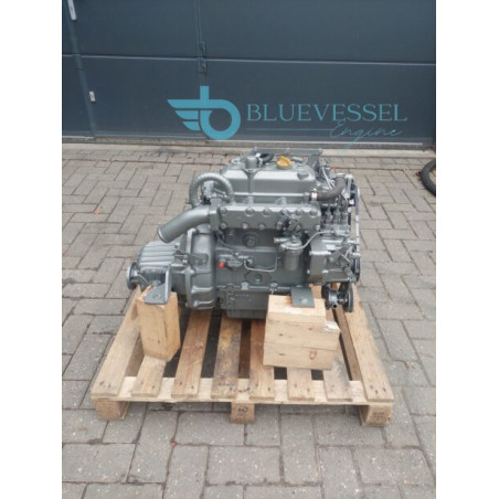 Yanmar 3HM Inboard Diesel Engine 27-HP