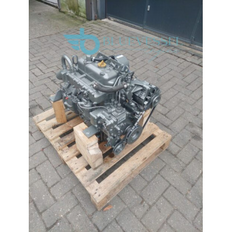 Yanmar 3HM Inboard Diesel Engine 27-HP