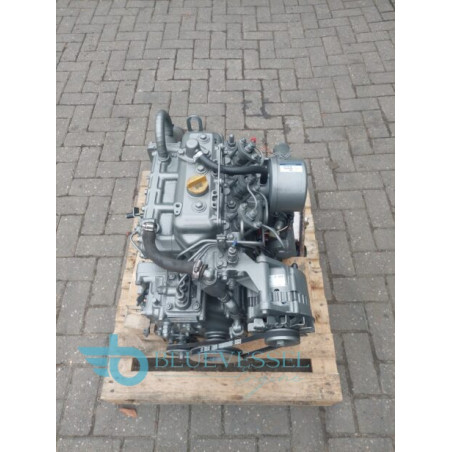 Yanmar 3HM Inboard Diesel Engine 27-HP