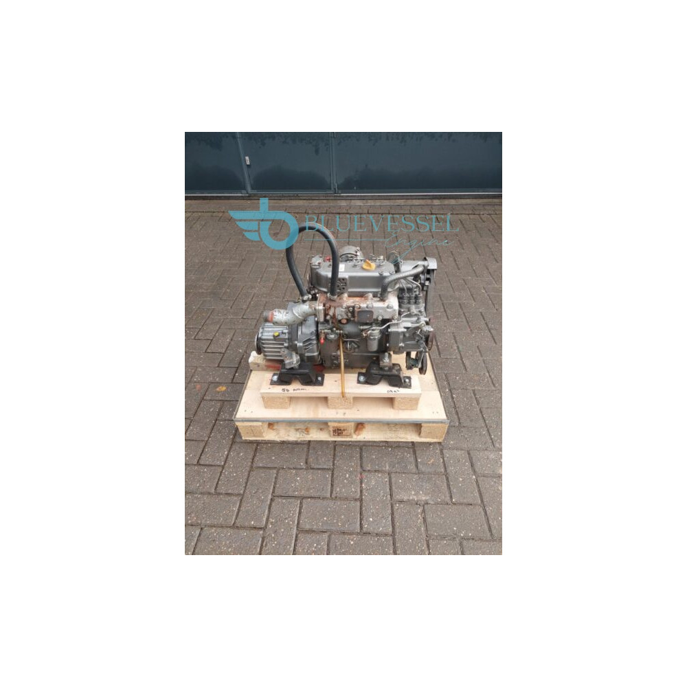 Yanmar 3GM-D Inboard Diesel Engine 20-HP
