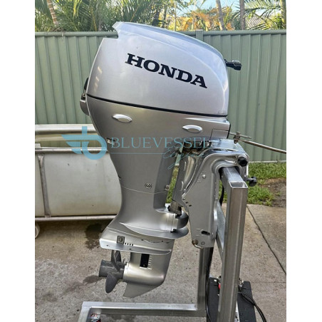 Honda 20 HP 4-Stroke BF20D Outboard Motor