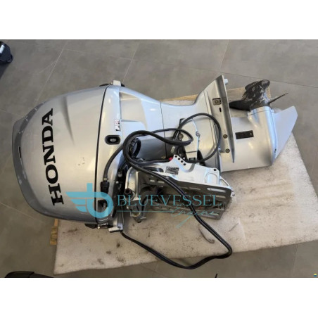 Honda 50 HP 4-Stroke BF50D Outboard Motor