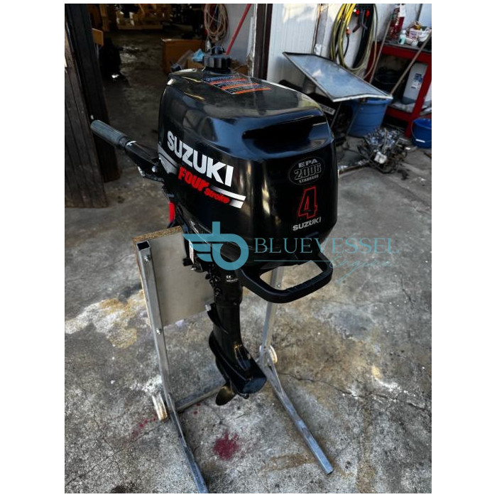 Suzuki 4 HP 4-Stroke Outboard Motor DF4