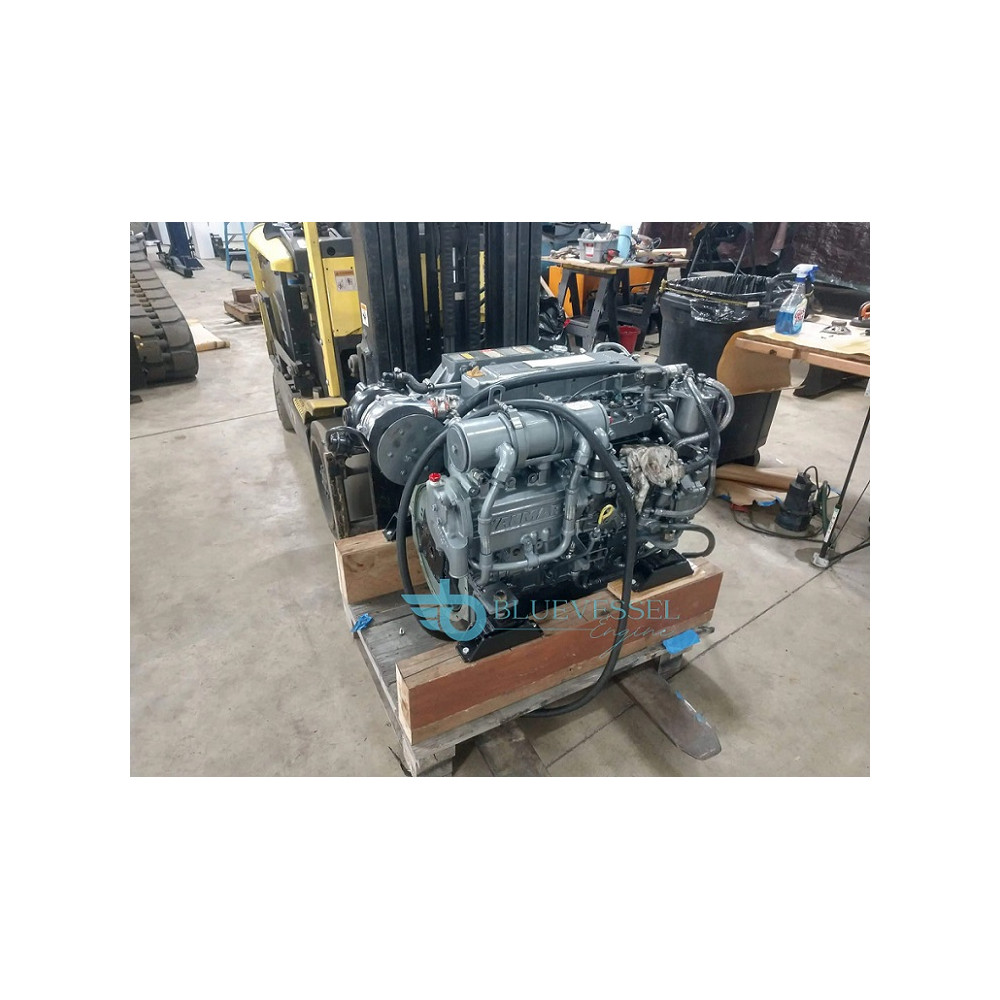 Yanmar 4LHA-STP Inboard Diesel Engine 240-HP