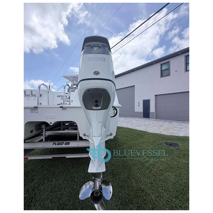 Suzuki DF350A 4-Stroke Outboard Motor