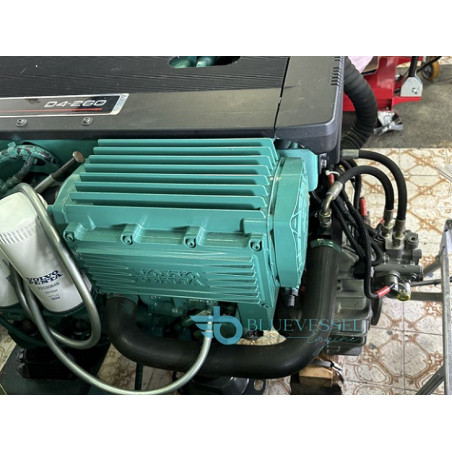 Volvo Penta D4-260I-B Inboard Diesel Engine
