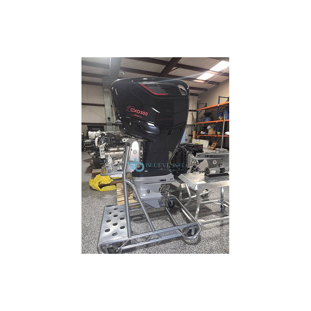 COX CXO300 Diesel Outboard Motor