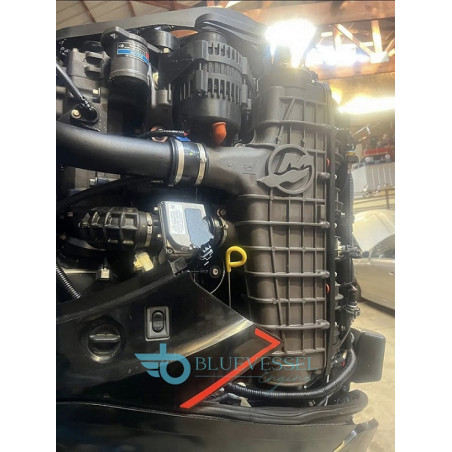 2018 Mercury Racing 400R L 4-Stroke Outboard Motor