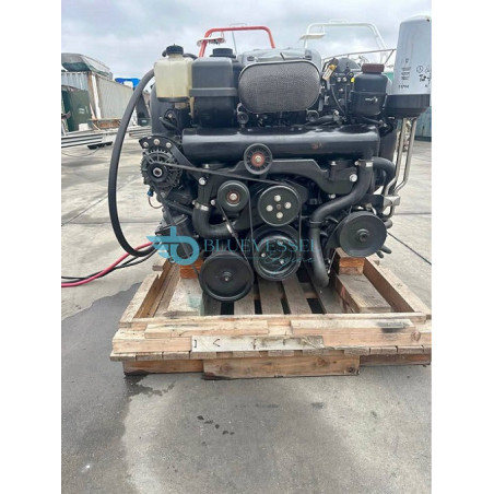 MerCruiser 8.2 MAG HO Inboard Gasoline Engine 430-HP