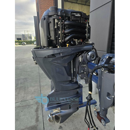 Yamaha 300 HP 4-Stroke F300XCA Outboard Motor