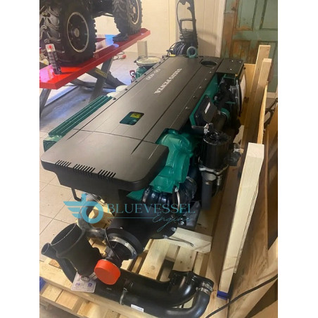 Volvo Penta D6-400 Inboard Diesel Engine 400-HP