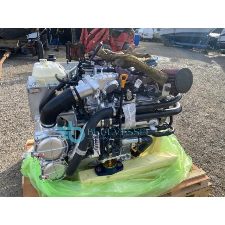 Hyundai SeasAll S270S Inboard Diesel Engine 270-HP