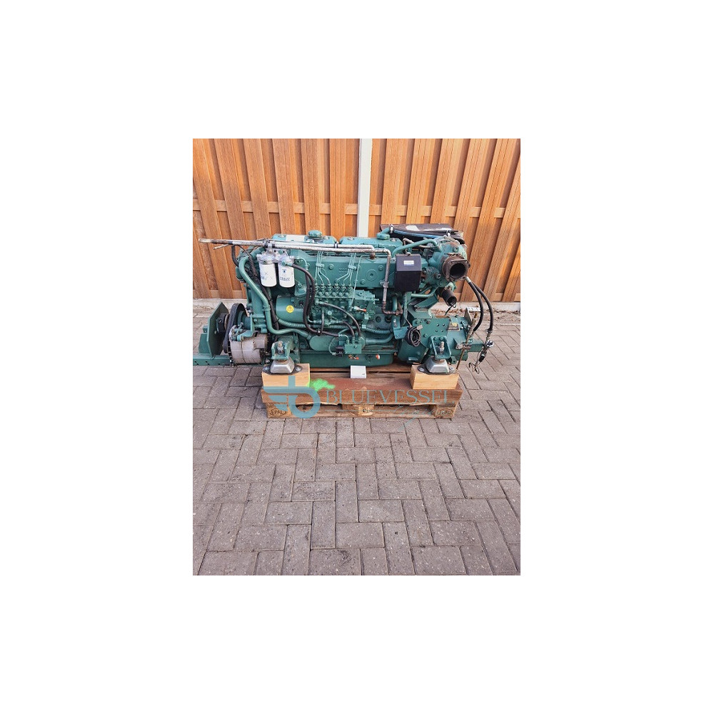 Volvo Penta TAMD63L Inboard Diesel Engine 360-HP