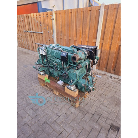 Volvo Penta TAMD63L Inboard Diesel Engine 360-HP